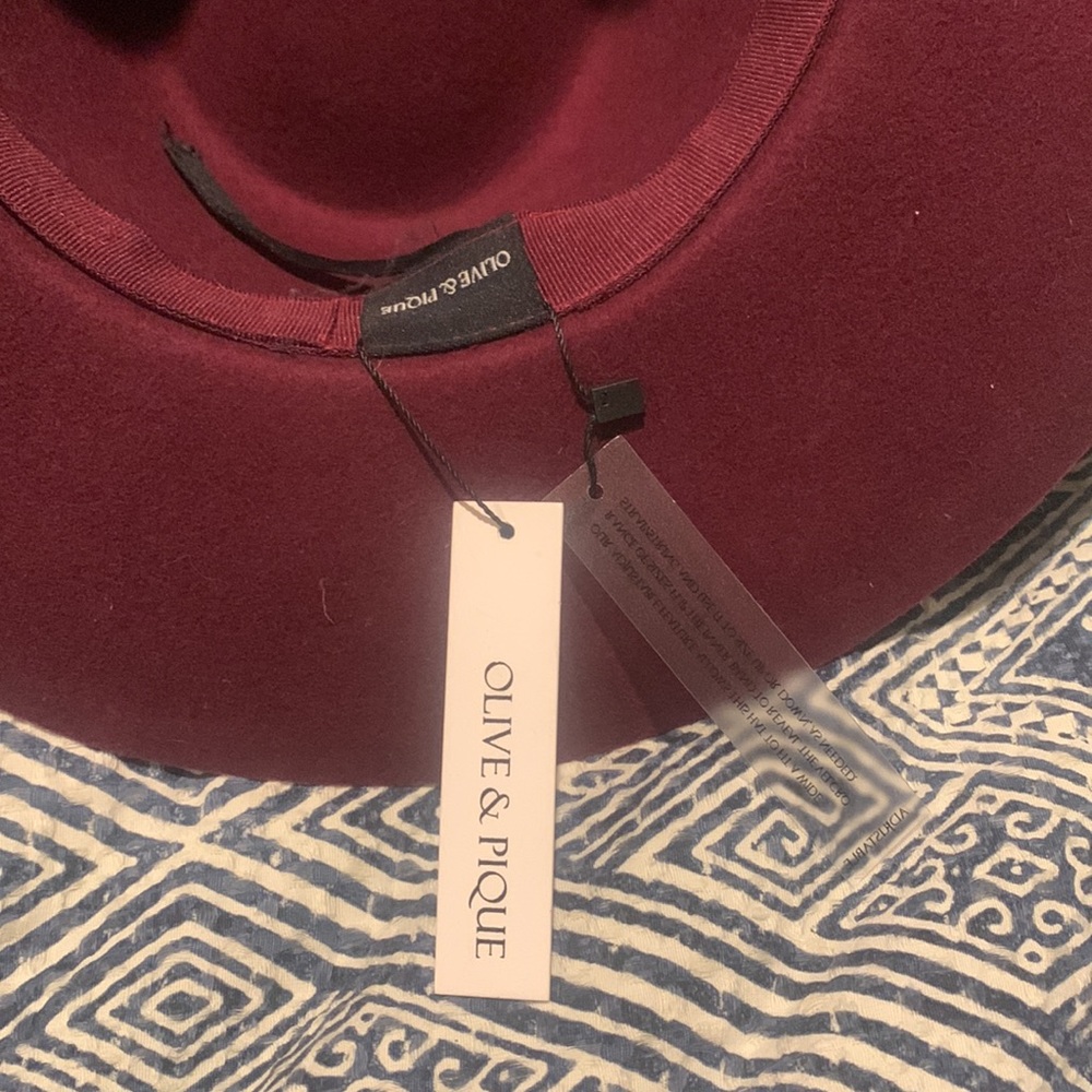 Olive and Pique Burgundy Wool Hat - Picture 6 of 8